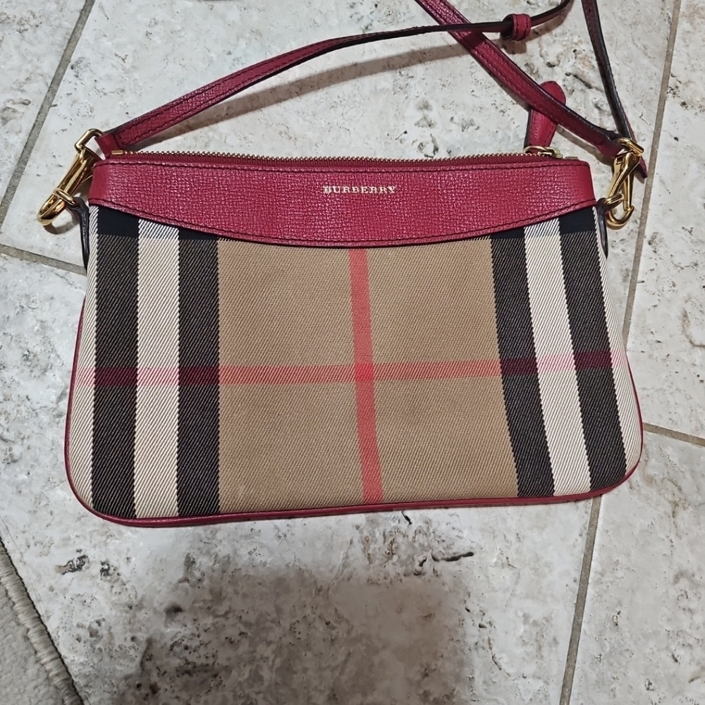 Burberry House Check Derby Peyton Crossbody Bag - Picture 4 of 13